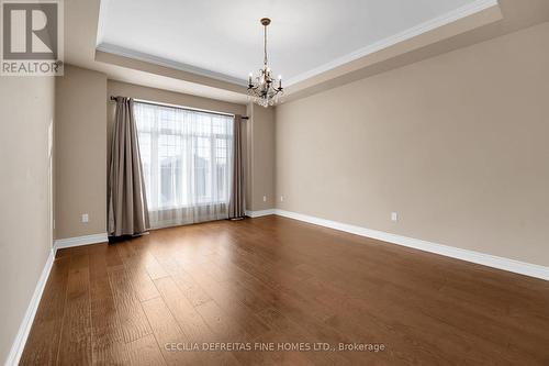 31 Munsie Drive, King, ON - Indoor Photo Showing Other Room