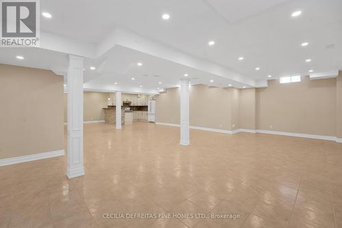 31 Munsie Drive, King, ON - Indoor