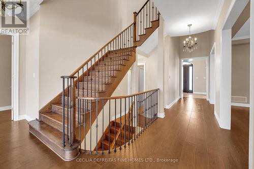 31 Munsie Drive, King, ON - Indoor Photo Showing Other Room