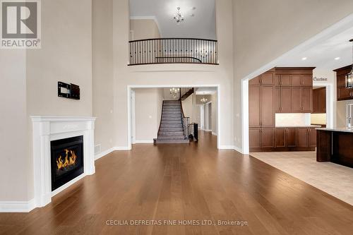 31 Munsie Drive, King, ON - Indoor With Fireplace