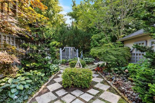 35 Grenview Boulevard N, Toronto, ON - Outdoor