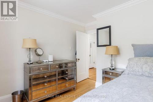 35 Grenview Boulevard N, Toronto, ON - Indoor Photo Showing Bedroom