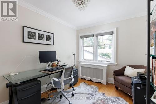 35 Grenview Boulevard N, Toronto, ON - Indoor Photo Showing Office