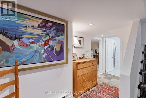 35 Grenview Boulevard N, Toronto, ON - Indoor