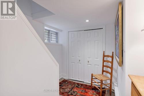 35 Grenview Boulevard N, Toronto, ON - Indoor Photo Showing Other Room