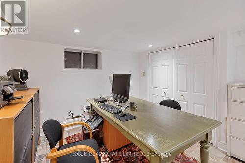 35 Grenview Boulevard N, Toronto, ON - Indoor Photo Showing Office