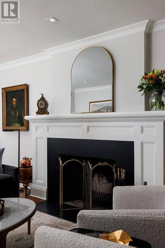 35 Grenview Boulevard N, Toronto, ON - Indoor Photo Showing Living Room With Fireplace