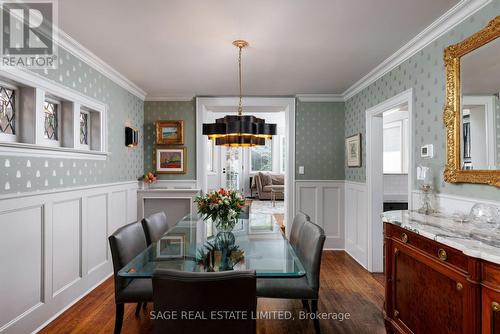 35 Grenview Boulevard N, Toronto, ON - Indoor Photo Showing Dining Room