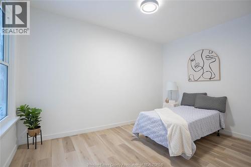 538 Oak Unit# Main Floor, Windsor, ON - Indoor Photo Showing Bedroom