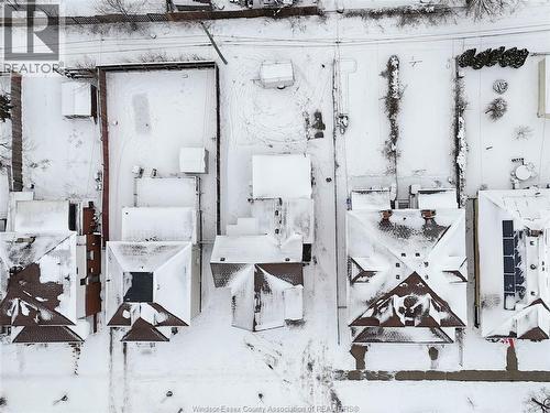 538 Oak Unit# Main Floor, Windsor, ON - Outdoor