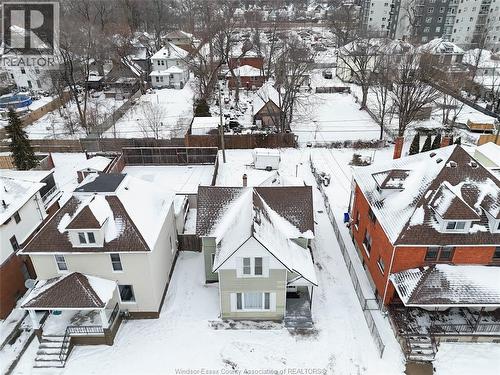 538 Oak Unit# Main Floor, Windsor, ON - Outdoor