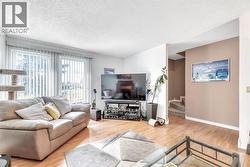 Bright and spacious living room! - 