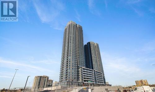 403 - 30 UPPER MALL WAY  Vaughan, ON L4J 0L7