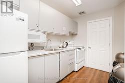 Party/Meeting Room Kitchen - 