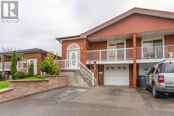 UPPER - 4036 DUNMOW CRESCENT  Mississauga, ON L4Z 1C9