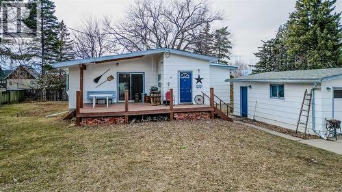 95 N 250 W, Raymond, AB - Outdoor With Deck Patio Veranda