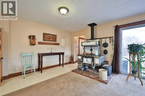 95 N 250 W, Raymond, AB - Indoor