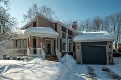 1143 Boul. Céloron  Blainville, QC J7C 4Z1