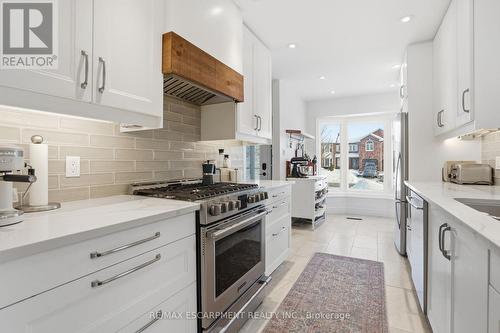 2018 CHRISDON ROAD  Burlington, ON L7M 3W8