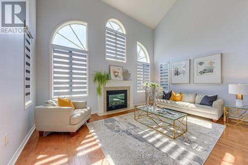 2191 Turnberry Road, Burlington, ON - Indoor Photo Showing Living Room With Fireplace