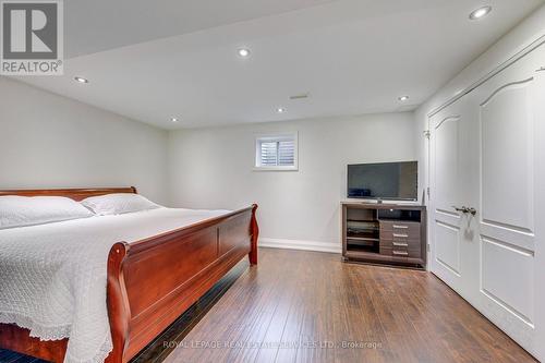 2191 Turnberry Road, Burlington, ON - Indoor Photo Showing Bedroom