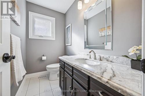 2421 Hargood Place, Mississauga, ON - Indoor Photo Showing Bathroom