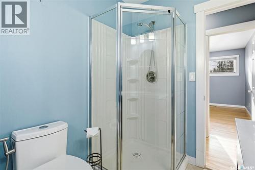 2504 Grant Road, Regina, SK - Indoor Photo Showing Bathroom