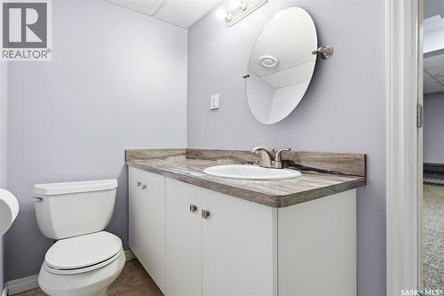 2504 Grant Road, Regina, SK - Indoor Photo Showing Bathroom