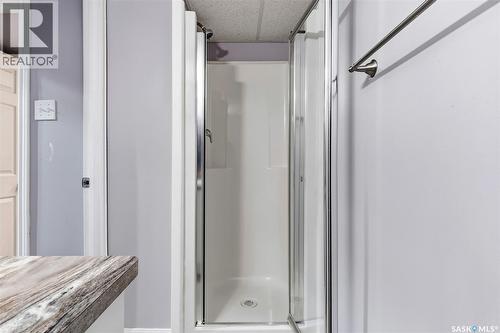 2504 Grant Road, Regina, SK - Indoor Photo Showing Bathroom