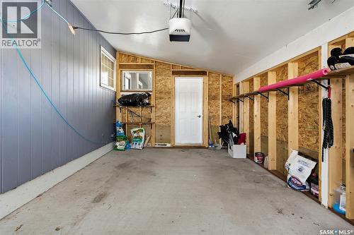 2504 Grant Road, Regina, SK - Indoor Photo Showing Garage