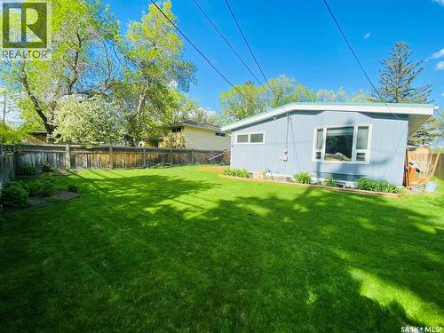 2504 Grant Road, Regina, SK - Outdoor