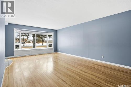 2504 Grant Road, Regina, SK - Indoor