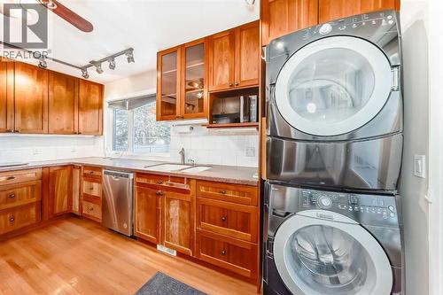 919 Robert Road Ne, Calgary, AB - Indoor Photo Showing Laundry Room