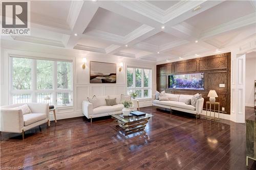 106 Appleby Place, Burlington, ON - Indoor Photo Showing Living Room