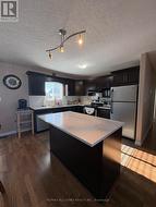 Quartz countertops - 