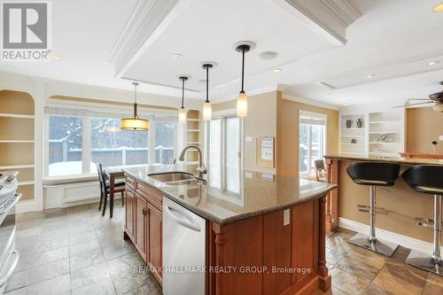 41 Bramblegrove Crescent, Ottawa, ON - Indoor Photo Showing Kitchen With Double Sink With Upgraded Kitchen
