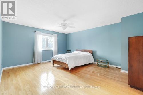 41 Bramblegrove Crescent, Ottawa, ON - Indoor Photo Showing Bedroom