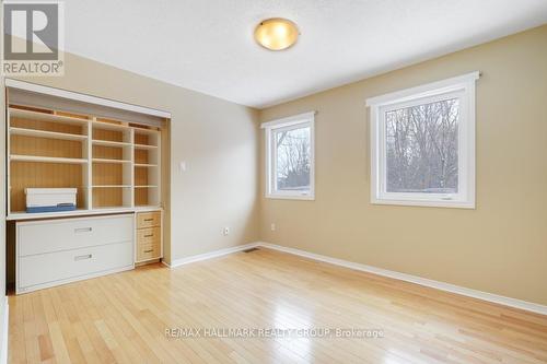 41 Bramblegrove Crescent, Ottawa, ON - Indoor Photo Showing Other Room