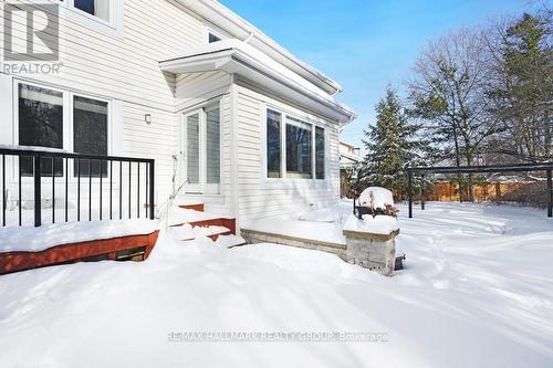 41 Bramblegrove Crescent, Ottawa, ON - Outdoor