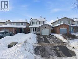 2018 CHRISDON Road  Burlington, ON L7M 3W8