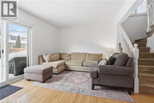 2018 Chrisdon Road, Burlington, ON - Indoor Photo Showing Living Room