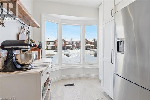 2018 Chrisdon Road, Burlington, ON - Indoor