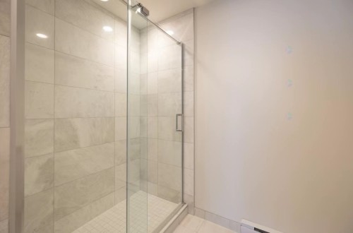 Salle de bains attenante à la CCP - Th2-1288 Rue St-Antoine O., Montréal (Ville-Marie), QC - Indoor Photo Showing Bathroom