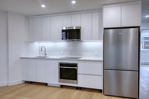 Cuisine - 5-10 Av. Rosemount, Westmount, QC - Indoor Photo Showing Kitchen
