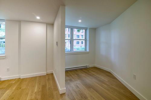 Bureau - 5-10 Av. Rosemount, Westmount, QC - Indoor Photo Showing Other Room