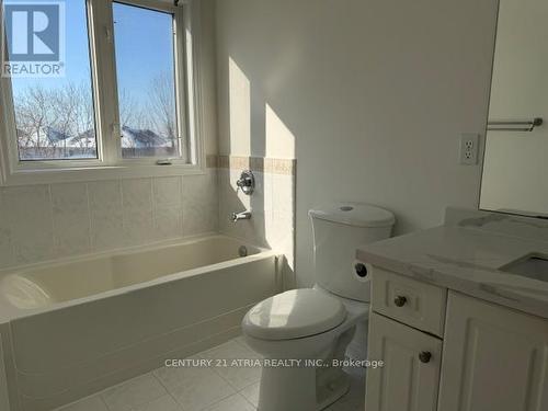52 Arco Circle, Vaughan, ON - Indoor Photo Showing Bathroom