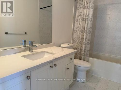 52 Arco Circle, Vaughan, ON - Indoor Photo Showing Bathroom