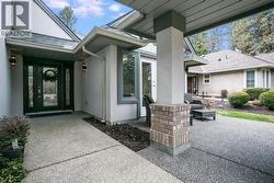 Front entry way/patio - 