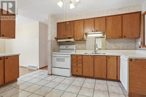 63 Marlowe Drive, Hamilton, ON - Indoor Photo Showing Kitchen With Double Sink