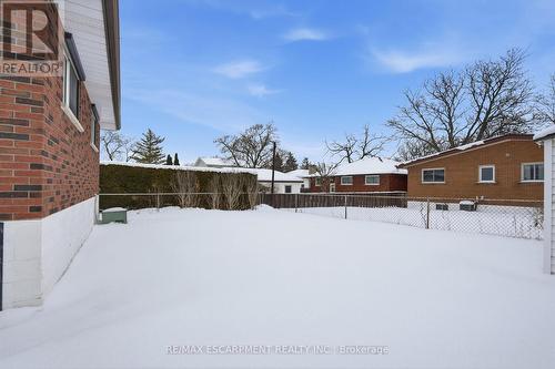 63 Marlowe Drive, Hamilton, ON - Outdoor